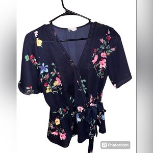 Sinna sky floral blouse